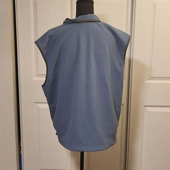 XL Old Navy vest  - Picture 5 of 7